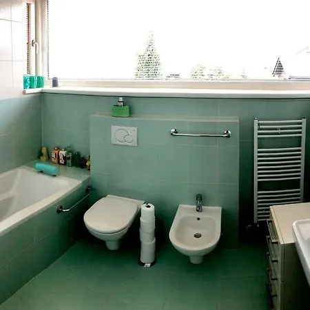 3 Bedroom House In Calm Area Feriehus
