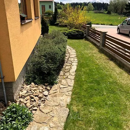 3 Bedroom House In Calm Area Benesov (Blansko)